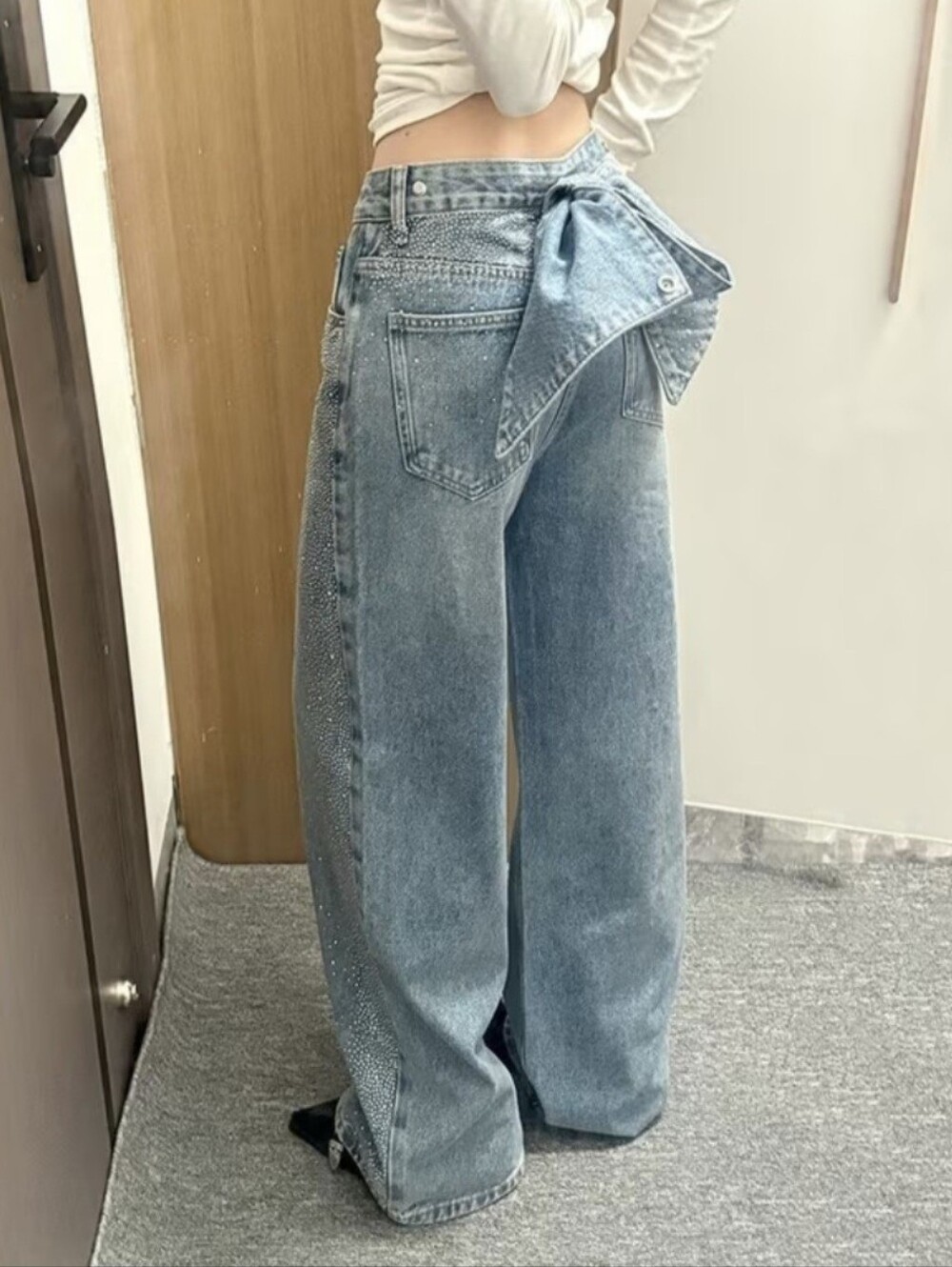 Women Light Wash High Waist Rhinestone Bow Back Wide Leg Jeans Oversized Crystal